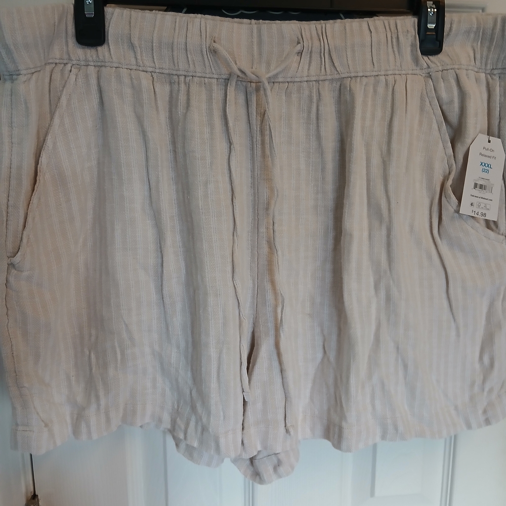 LINEN BLEND  Women's Cream Shorts